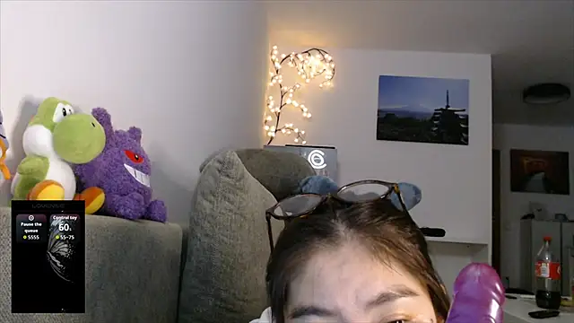 Kunimitsuu  online show from October 4, 2025, 11:36 pm