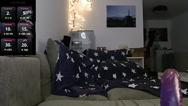 Snapshot of Kunimitsuu_ chatting on October 31, 2025, 10:55 pm Kunimitsuu online show from October 31, 2025, 10:55 pm