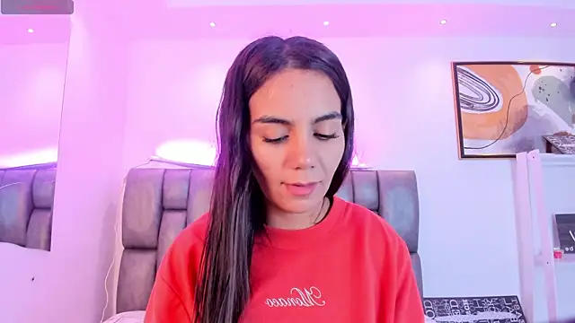 martina mancini online show from October 15, 2025, 12:38 pm