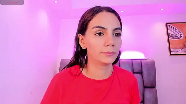 martina mancini online show from November 27, 2025, 12:29 pm