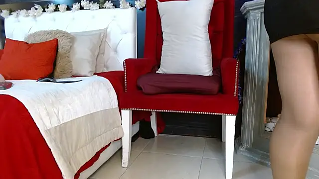 Janna Rousse  online show from March 13, 2025, 12:35 pm