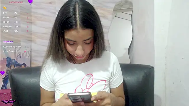 Snapshot of mariana_190 chatting on February 15, 2025, 7:50 pm mariana 190 online show from February 15, 2025, 7:50 pm