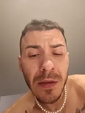 Snapshot of BenDover313OF chatting on February 21, 2025, 3:45 am BenDover313OF online show from February 21, 2025, 3:45 am