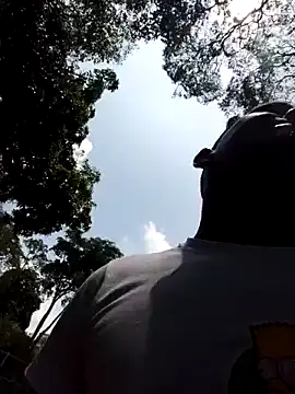 Grandeygruesa1 online show from April 6, 2026, 5:14 pm