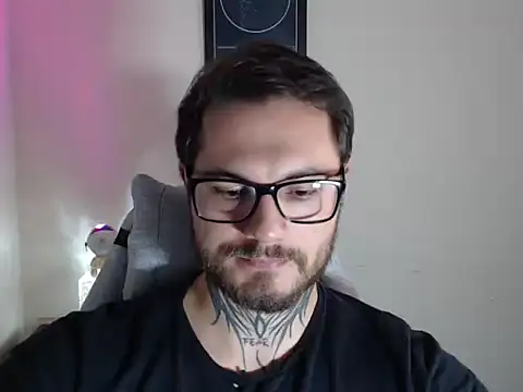 clark r online show from April 28, 2026, 12:09 am