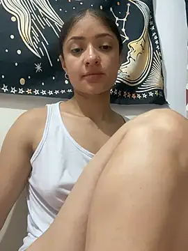Snapshot of Alicia_ALICIA chatting on December 6, 2024, 8:40 pm Alicia ALICIA online show from December 6, 2024, 8:40 pm
