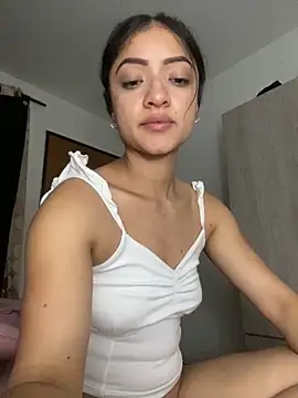 Snapshot of Alicia_ALICIA chatting on December 15, 2024, 6:40 am Alicia ALICIA online show from December 15, 2024, 6:40 am