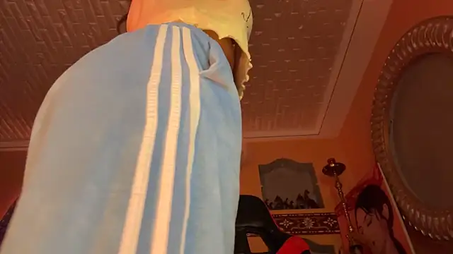 Snapshot of ORLA86 chatting on February 27, 2025, 6:20 pm ORLA86 online show from February 27, 2025, 6:20 pm