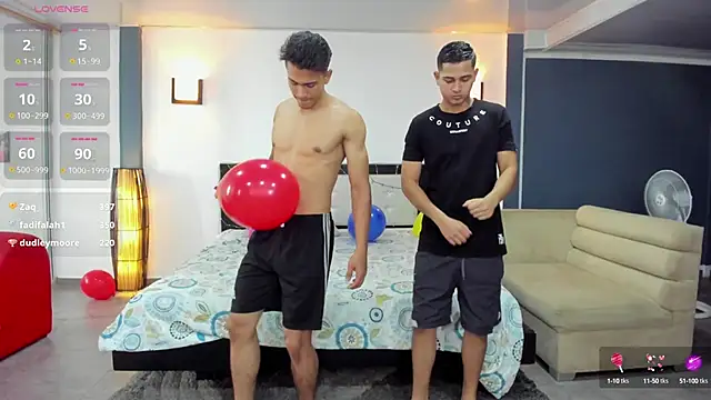 Snapshot of badguyss_bisex chatting on March 14, 2025, 5:35 pm badguyss bisex online show from March 14, 2025, 5:35 pm