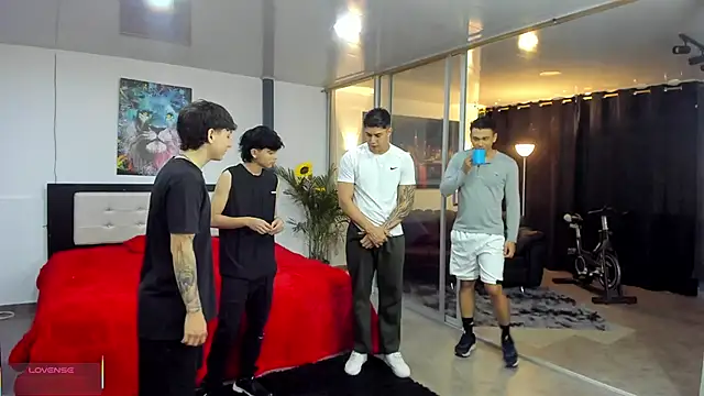 Snapshot of badguyss_bisex chatting on February 24, 2026, 11:30 am badguyss bisex online show from February 24, 2026, 11:30 am