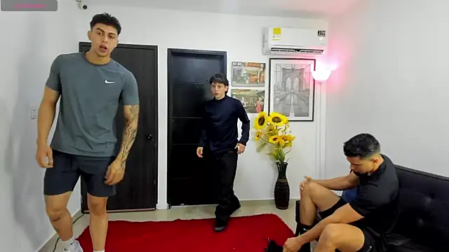 badguyss bisex online show from March 24, 2026, 11:26 am