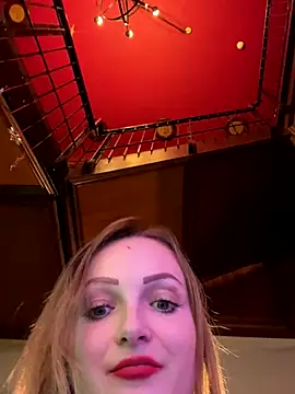 Snapshot of LadyTatiana_Madam chatting on December 5, 2024, 5:17 pm LadyTatiana Madam online show from December 5, 2024, 5:17 pm