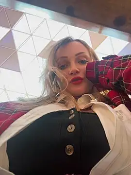 Snapshot of LadyTatiana_Madam chatting on December 7, 2024, 2:57 pm LadyTatiana Madam online show from December 7, 2024, 2:57 pm