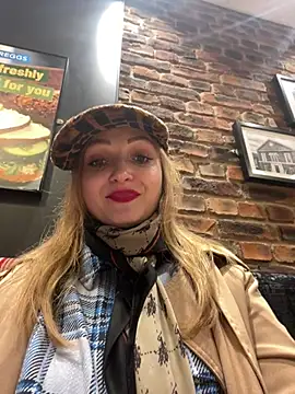 Snapshot of LadyTatiana_Madam chatting on February 9, 2025, 4:29 pm LadyTatiana Madam online show from February 9, 2025, 4:29 pm