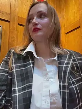 Snapshot of LadyTatiana_Madam chatting on February 23, 2025, 2:25 pm LadyTatiana Madam online show from February 23, 2025, 2:25 pm