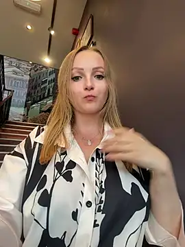 Snapshot of LadyTatiana_Madam chatting on July 30, 2026, 3:22 pm LadyTatiana Madam online show from July 30, 2026, 3:22 pm