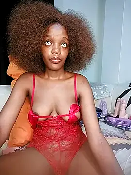 Snapshot of Bella_kiki chatting on March 25, 2026, 2:39 am Bella kiki online show from March 25, 2026, 2:39 am