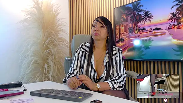 Snapshot of lulu_072 chatting on July 16, 2026, 12:05 am lulu 072 online show from July 16, 2026, 12:05 am