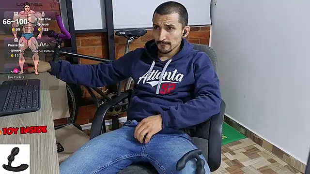 Snapshot of Marck_Muscle chatting on September 21, 2025, 4:47 am Marck Muscle online show from September 21, 2025, 4:47 am
