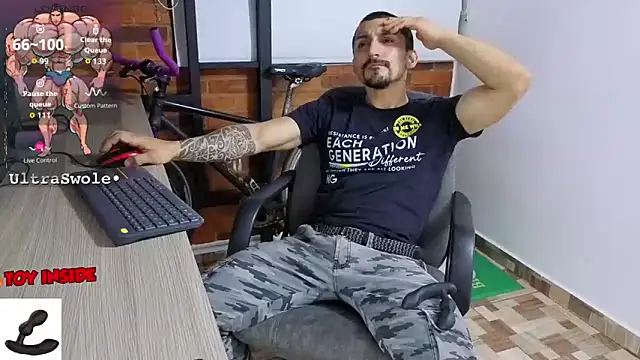 Snapshot of Marck_Muscle chatting on September 29, 2025, 2:49 am Marck Muscle online show from September 29, 2025, 2:49 am