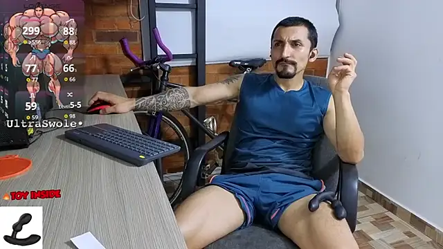 Snapshot of Marck_Muscle chatting on October 15, 2025, 1:06 am Marck Muscle online show from October 15, 2025, 1:06 am