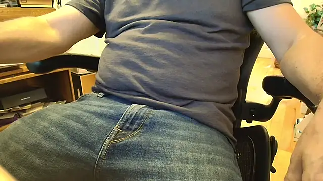 massive cum online show from September 13, 2025, 11:04 pm