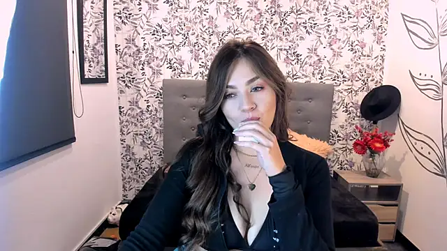 Snapshot of KataHot_ chatting on December 29, 2024, 1:56 am KataHot  online show from December 29, 2024, 1:56 am