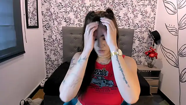 Snapshot of KataHot_ chatting on January 7, 2025, 7:38 pm KataHot  online show from January 7, 2025, 7:38 pm