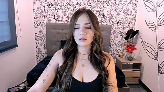 Snapshot of KataHot_ chatting on January 13, 2025, 7:42 pm KataHot  online show from January 13, 2025, 7:42 pm