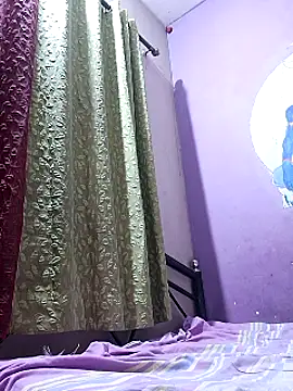 Snapshot of GlassBarge9 chatting on December 29, 2024, 7:22 pm GlassBarge9 online show from December 29, 2024, 7:22 pm