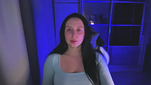 Christy Calypso online show from December 22, 2025, 4:59 pm