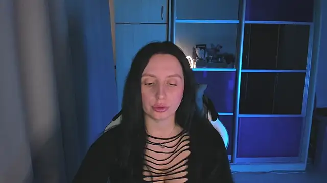 Christy Calypso online show from March 13, 2026, 5:14 am