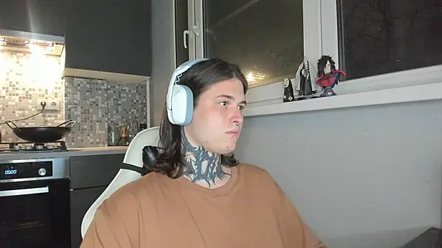 Snapshot of _torfin_ chatting on February 16, 2025, 7:16 pm torfin online show from February 16, 2025, 7:16 pm