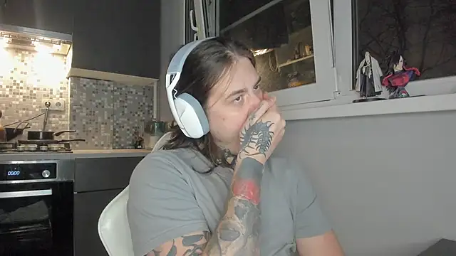 Snapshot of _torfin_ chatting on March 18, 2025, 11:09 pm torfin online show from March 18, 2025, 11:09 pm