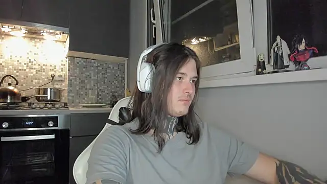 Snapshot of _torfin_ chatting on March 21, 2025, 11:01 pm torfin online show from March 21, 2025, 11:01 pm