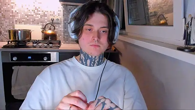  torfin  online show from April 4, 2026, 11:13 pm