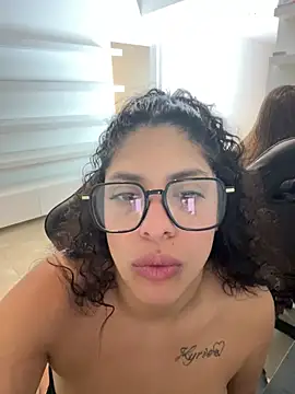 Shura xxxBig online show from June 27, 2026, 10:37 pm