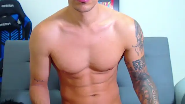 Tristan-bm online show from January 31, 2025, 2:17 pm