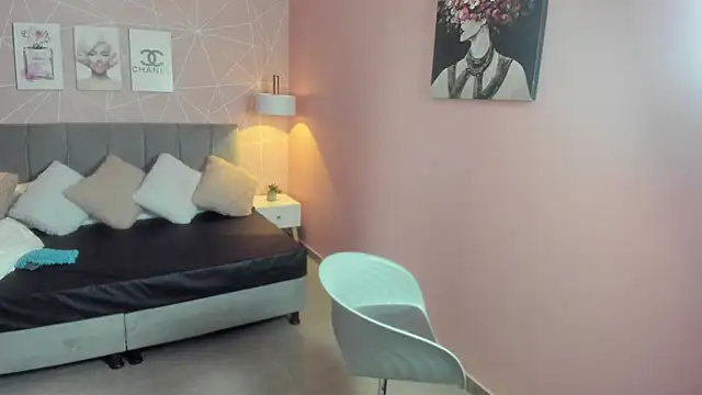 zara  sweet online show from March 19, 2026, 1:26 pm