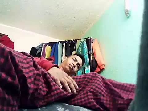 andrescaraballo online show from October 5, 2025, 1:20 pm