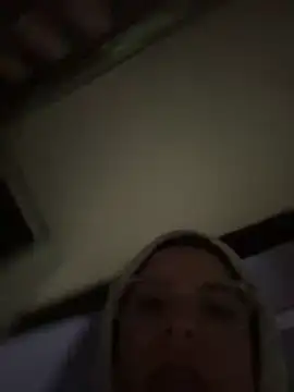 Kylie2211 online show from February 22, 2025, 11:02 am