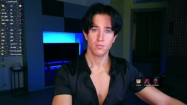 Snapshot of ChristianLevine_ chatting on June 1, 2026, 8:54 pm ChristianLevine online show from June 1, 2026, 8:54 pm