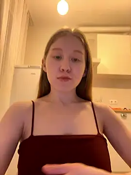 Snapshot of Eva_Weyne chatting on January 12, 2026, 8:36 pm Eva Weyne online show from January 12, 2026, 8:36 pm