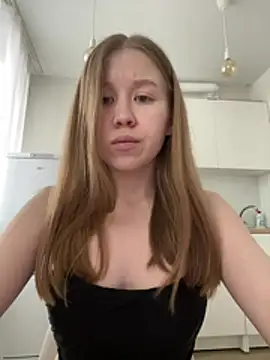 Snapshot of Eva_Weyne chatting on February 13, 2026, 11:06 am Eva Weyne online show from February 13, 2026, 11:06 am