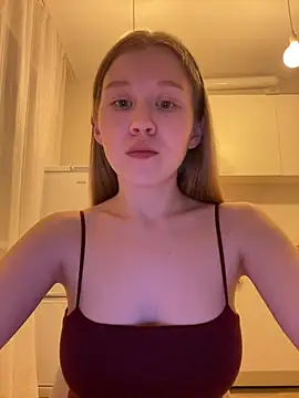 Snapshot of Eva_Weyne chatting on February 21, 2026, 9:05 pm Eva Weyne online show from February 21, 2026, 9:05 pm