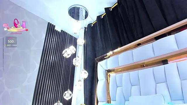 SarayRoyse online show from February 20, 2026, 7:36 pm