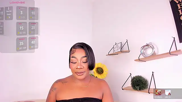 Snapshot of LexiieGrey chatting on July 25, 2026, 9:23 pm LexiieGrey online show from July 25, 2026, 9:23 pm