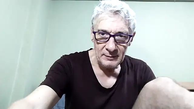 BIGUNCUTHARDCOCK online show from November 14, 2025, 12:31 am