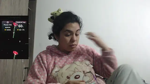 Anne purple online show from January 7, 2026, 4:31 pm