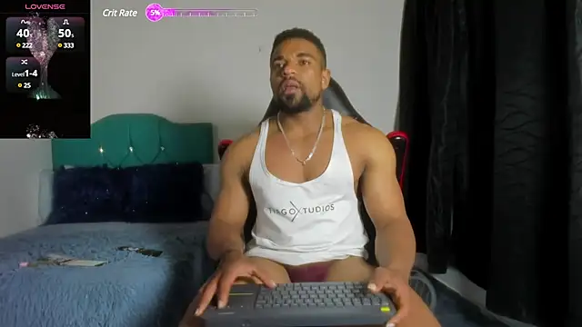 Snapshot of estebanlobo- chatting on March 16, 2025, 7:38 pm estebanlobo- online show from March 16, 2025, 7:38 pm